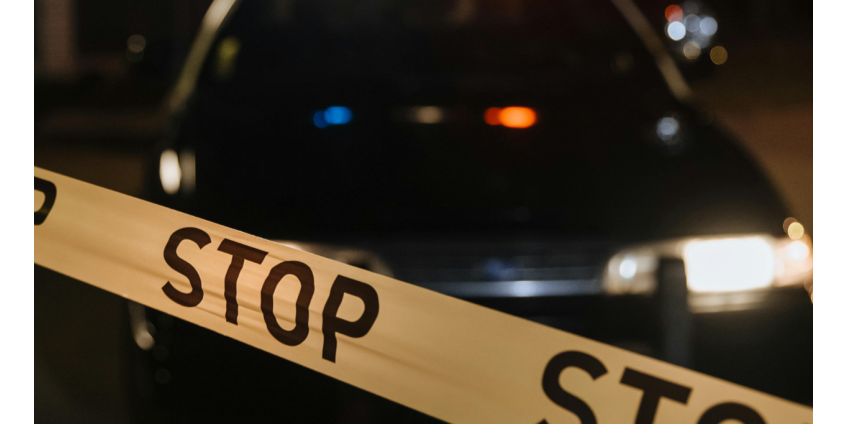 2 тела найдены в припаркованной машине возле стейкхауса в Финиксе